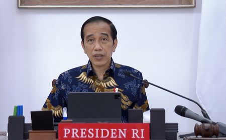 Jokowi Resmi Bubarkan 3 BUMN Tanpa Likuidasi, Pertani hingga Perinus Gabung ke Perusahaan Lain