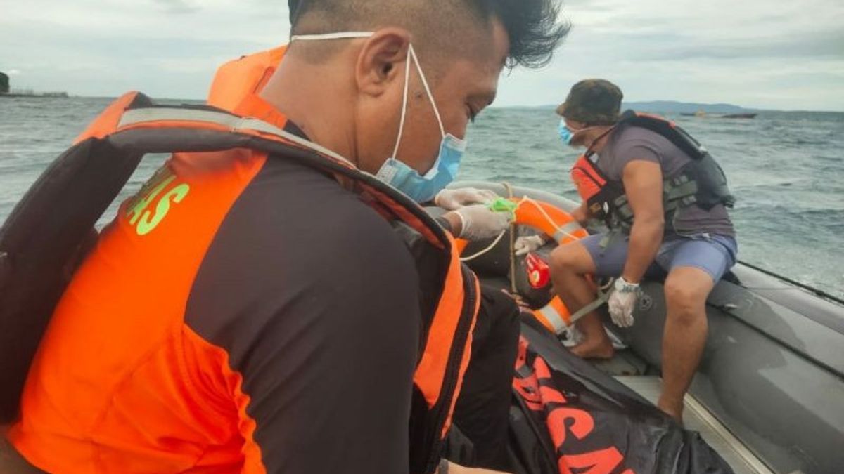 Missing Fishermen In Buton Waters Found Dead, Basarnas Leaves The Victim's Body To The Family