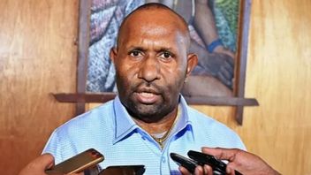 Not In Papua New Guinea, The KPK Calls The Regent Of Central Mamberamo Arrested In Jayapura