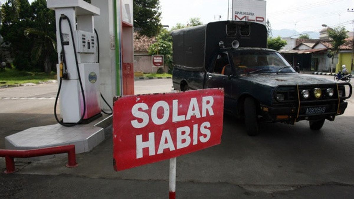 每月出售3吨非法补贴燃料的利润为400万印尼盾，OKU Timur Sumsel的居民总结道