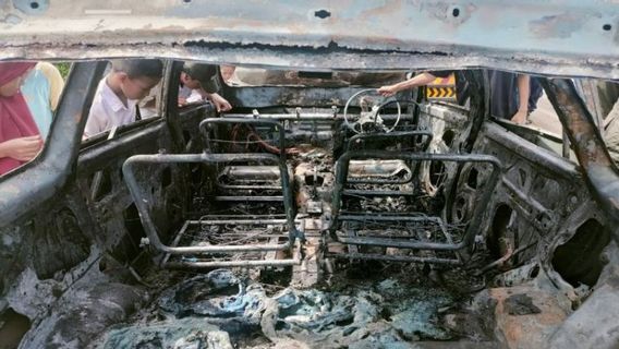 Angkut 15 Jeriken BBM, Minibus di Konawe Terbakar, Sopir Luka Bakar di Pipi, Tangan Hingga Kaki