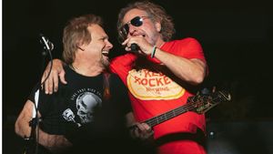 Sammy Hagar Ajak David Lee Roth dan Alex Van Halen Gabung dalam Tur 