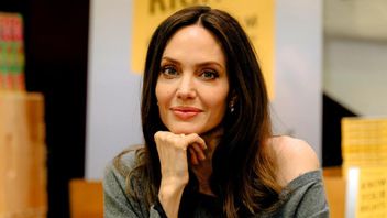 Non seulement un accident d’avion, Angelina Jolie affirme que Brad Pitt est abusif avant 2016