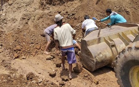 2 Pekerja Bangunan di Kudus Meninggal Dunia Tertimbun Longsor