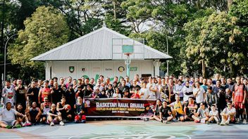 PERBASI 수라카타의 하랄 비할랄 농구 : 농구 커뮤니티의 새로운 단결과 정신을 구축하십시오.