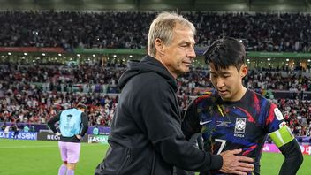 尤尔根·克林斯曼(Jurgen Klinsmann)在2023年亚洲杯半决赛中战胜韩国