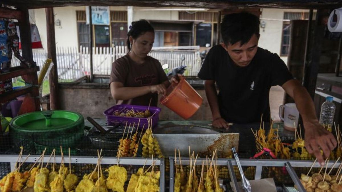 Cara Atasi Kelangkaan Minyak Goreng, Pakar: BLT