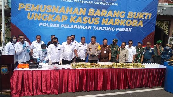 11,5 Juta Pil Koplo Hingga 35,9 Kg Sabu Dimusnahkan di Surabaya