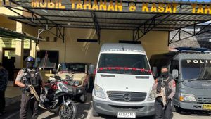 Suzuki Jimny To Mercedes Benz Sprinter Car Related To Alleged SYL Corruption Confiscated By KPK
