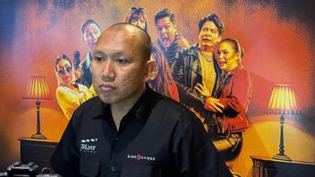 Tak Cuma Aktor, Oki Rengga Ikut Pilih Aktor di Film “<i>Tiba-Tiba Setan</i>”