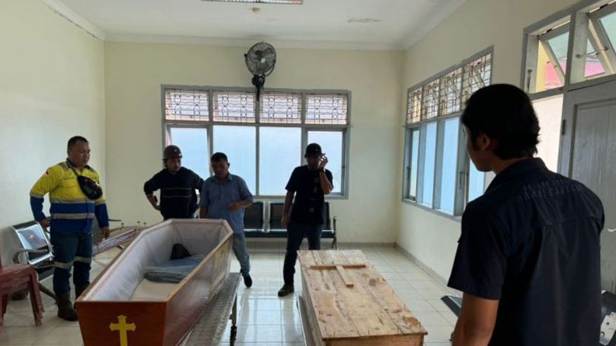 The Body Of The Worker Who Was Shot By The KKB To Tembus Head In Intan Jaya Was Returned To Manado