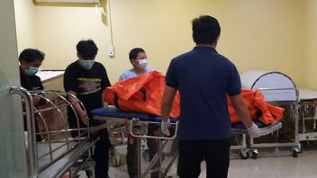 Tim Forensik RS Polri Belum Dapat Ungkap Penyebab Satu Keluarga Tewas di Kalideres, Jasad Masih Diperiksa