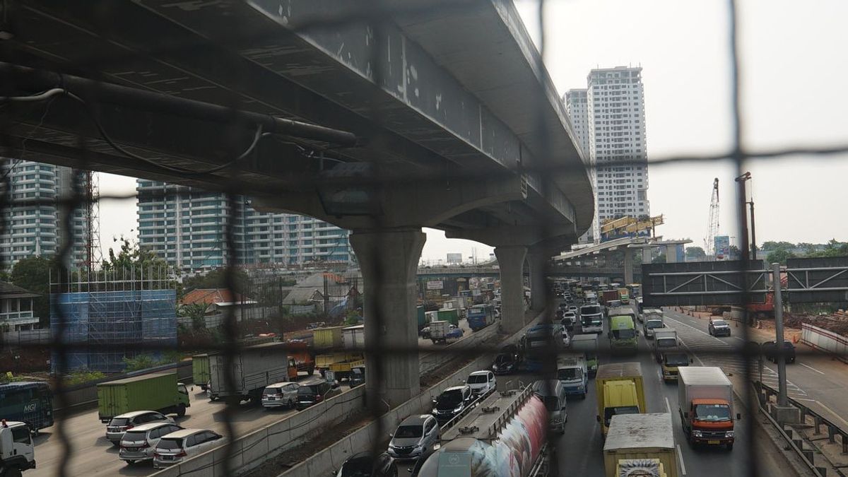 Jasa Marga Tutup Jalan Tol Layang Jakarta-Cikampek Mulai 24 April
