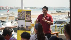 Kapal Pengumpul Sampah di Laut Bali Bantu Lestarikan Lingkungan dan Dukung Hidup Berkelanjutan