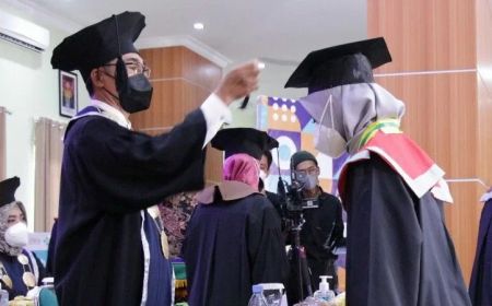 85 Pekerja Migran Indonesia Diwisuda di Universitas Terbuka Malaysia