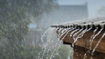 Prakiraan Cuaca Sumatera Barat 26 Februari, Waspadai Potensi Hujan Lebat Disertai Petir pada Sore dan Malam Hari