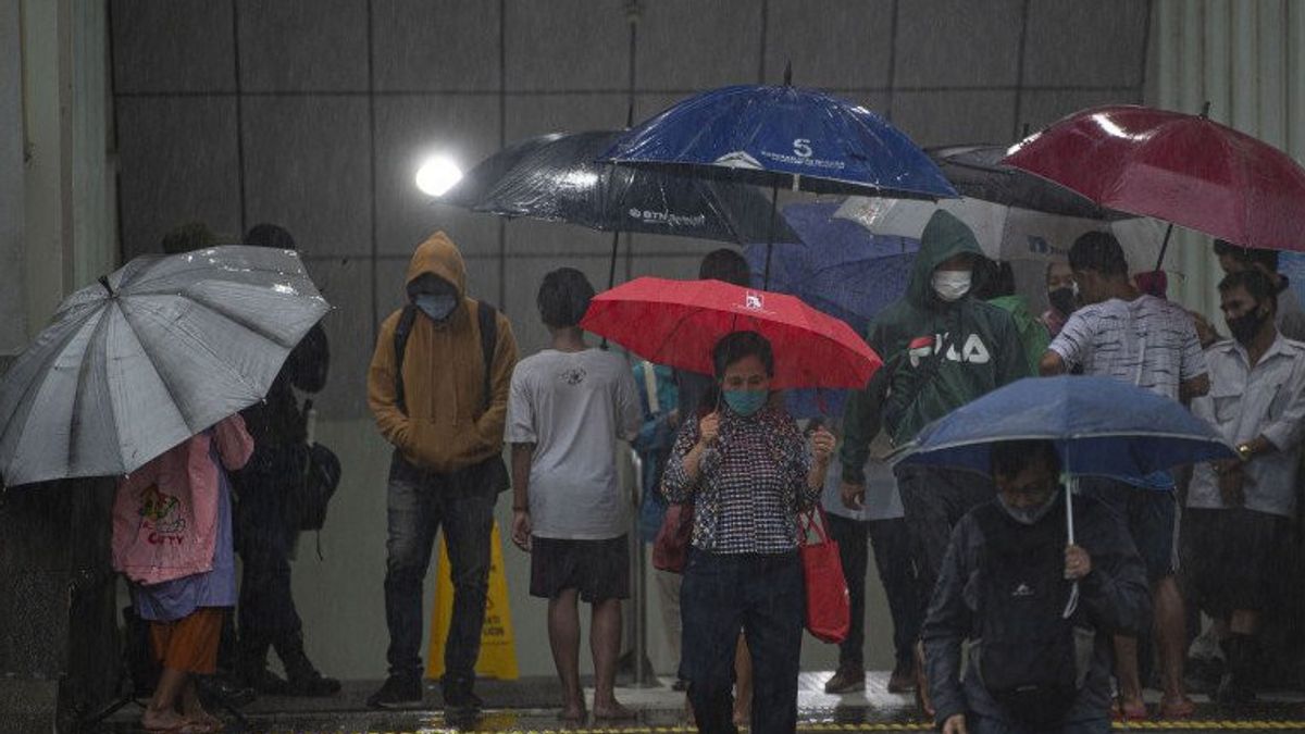 These 9 Roads In Jakut And West Jakarta Are Still Inundated