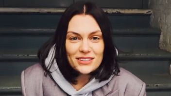 杰西·J(Jessie J)分享乳腺癌手术成功后的好消息