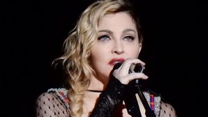 Madonna Luncurkan NFT Bugil Bertajuk “Mother of Creation”