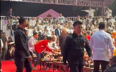 Megawati Berikan Tangannya Saat Kaesang Pangarep Sungkem, Termasuk ke Gibran Rakabuming