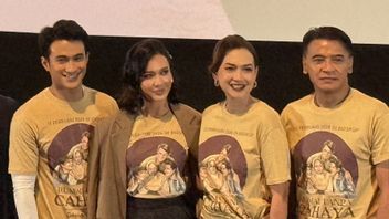 Cerita Ira Wibowo Perankan Ibu untuk Film “<i>Rumah Tanpa Cahaya</i>