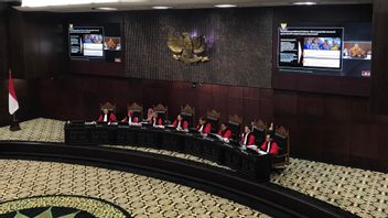 Constitutional Court Judge At The Presidential Election Dispute Session: Bawaslu Don't Be Silent And Passive