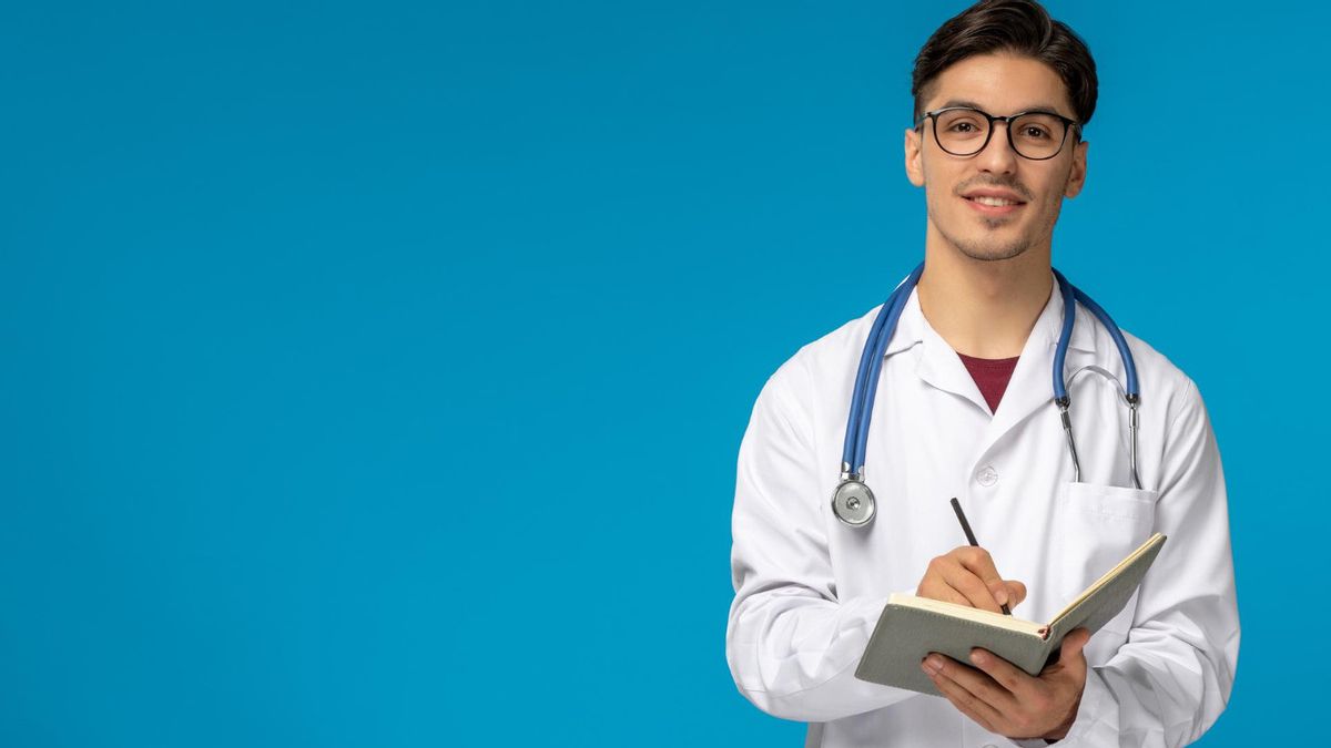 Don't Take Yellow Bile Lightly, Know the Causes and Initial Steps to Treat It