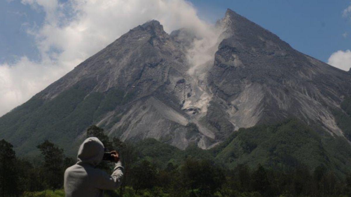 メラピ山自然90地震