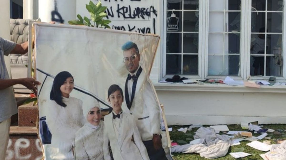 Polisi Tangkap Belasan Orang Terlibat Penjarahan di Rumah Uya Kuya