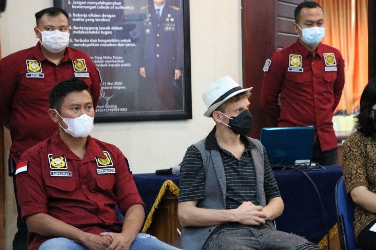 A Canadian Foreigner Who Creates A Commotion By Holding An Orgasm Class In Ubud Bali Is Deported