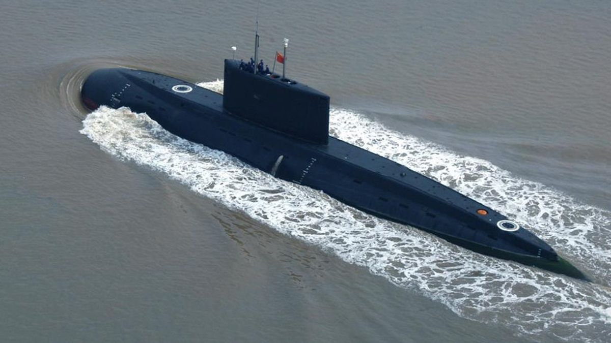 US Officials Call China's Nuclear Powered Submarine Sinking At Pier