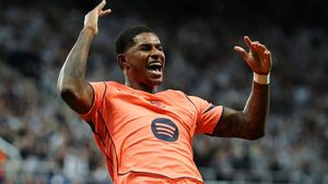 Borong Gol, Marcus Rashford Bawa Barcelona Kalahkan Newcastle United