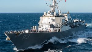 Angkatan Laut AS Kumpulkan Kepingan Balon Mata-mata China yang Ditembak Jatuh Jet Tempur