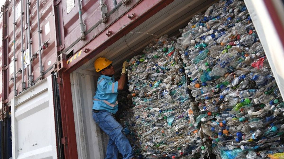 2019年8月27日有限内阁会议：佐科威总统认真强调废物进口问题