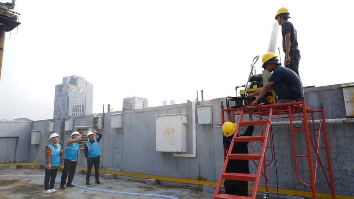 Ikut Arahan PJ Gubernur DKI, PLN UID Jakarta Raya Pasang Water Mist Cegah Polusi Udara