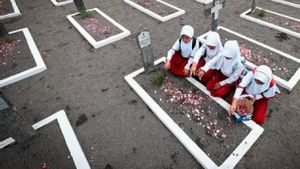 Warta Yogyakarta: Makam Jopraban Yogyakarta Akan Dialihfungsikan Menjadi RTHP