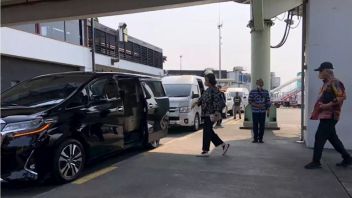 Viral Alphard And Customs And Excise Car Entering Apron Soetta Airport, This Is An Explanation Of Angkasa Pura II