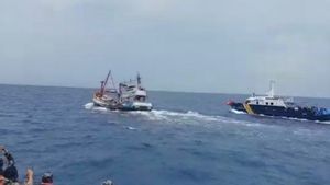 Penangkapan Kapal Ikan Vietnam Diwarnai Aksi Kejar-kejaran dan Tembakan Peringatan