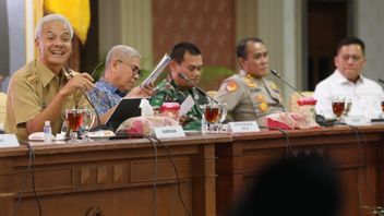 Ganjar Kasih向Baleg DPR提供提示，以便公众可以轻松理解优先权法案的序言