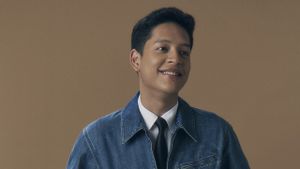 Adikara Rilis EP <i>Spotless Dove</i> untuk Sambut Kehadiran Sang Buah Hati