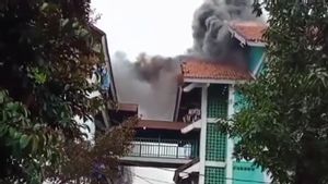 Rusun Tanah Tinggi di Johar Baru Terbakar, Warga Panik Selamatkan Barang Berharga