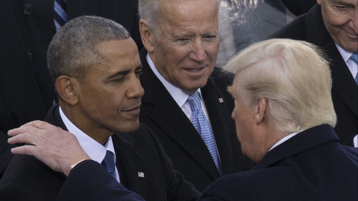 Biden, Obama, hingga Trump Berlomba Divaksin Depan Umum