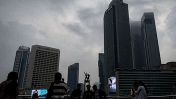 Today's Jakarta Weather Forecast: Dominant Cloudy, Light Rain In Several Areas