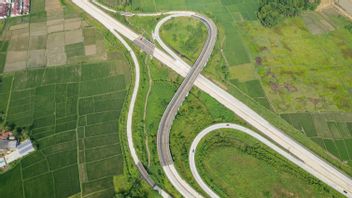 Pemerintah Turunkan Biaya Logistik melalui Jalan Tol Serang Panimbang