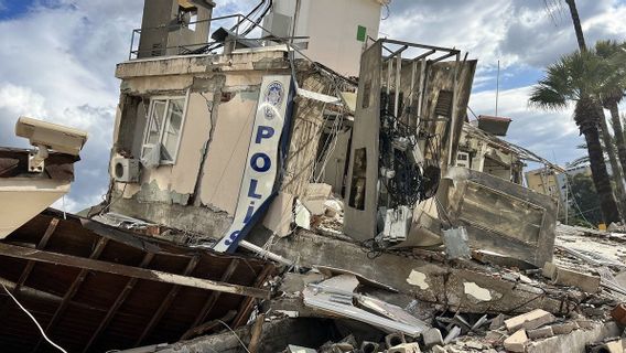 Turquie : 18,5 ans de prison pour un entrepreneur d'immeubles s'effondrant après le tremblement de terre