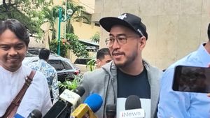 Pandji Pragiwaksono Hadiri Klarifikasi Polda soal Stand Up Mens Rea