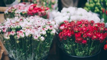A Strange February For Florists In The United States