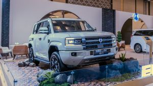 BYD Ungkap Estimasi Harga Denza B5 Jika Resmi Dijual di Indonesia