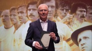 Perjalanan Sepak Bola Franz Beckenbauer: Bergelimang Gelar