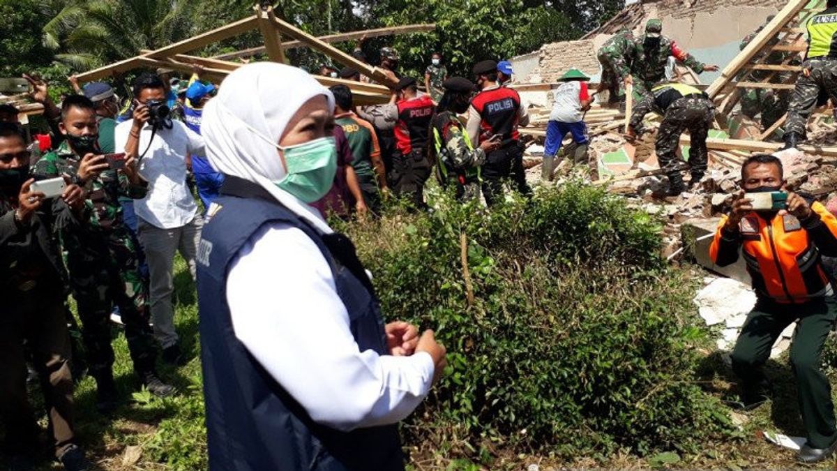 Khofifah Asks Residents To Validate Damaged Buildings Of Blitar Earthquake , Houses Heavily Damaged Given Rp. 50 Million Stimulus